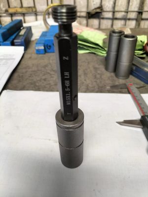 उच्च तन्यता शक्ति रेबर युग्मक प्रकार युग्मक आसान स्थापना के लिए सुदृढीकरण बार